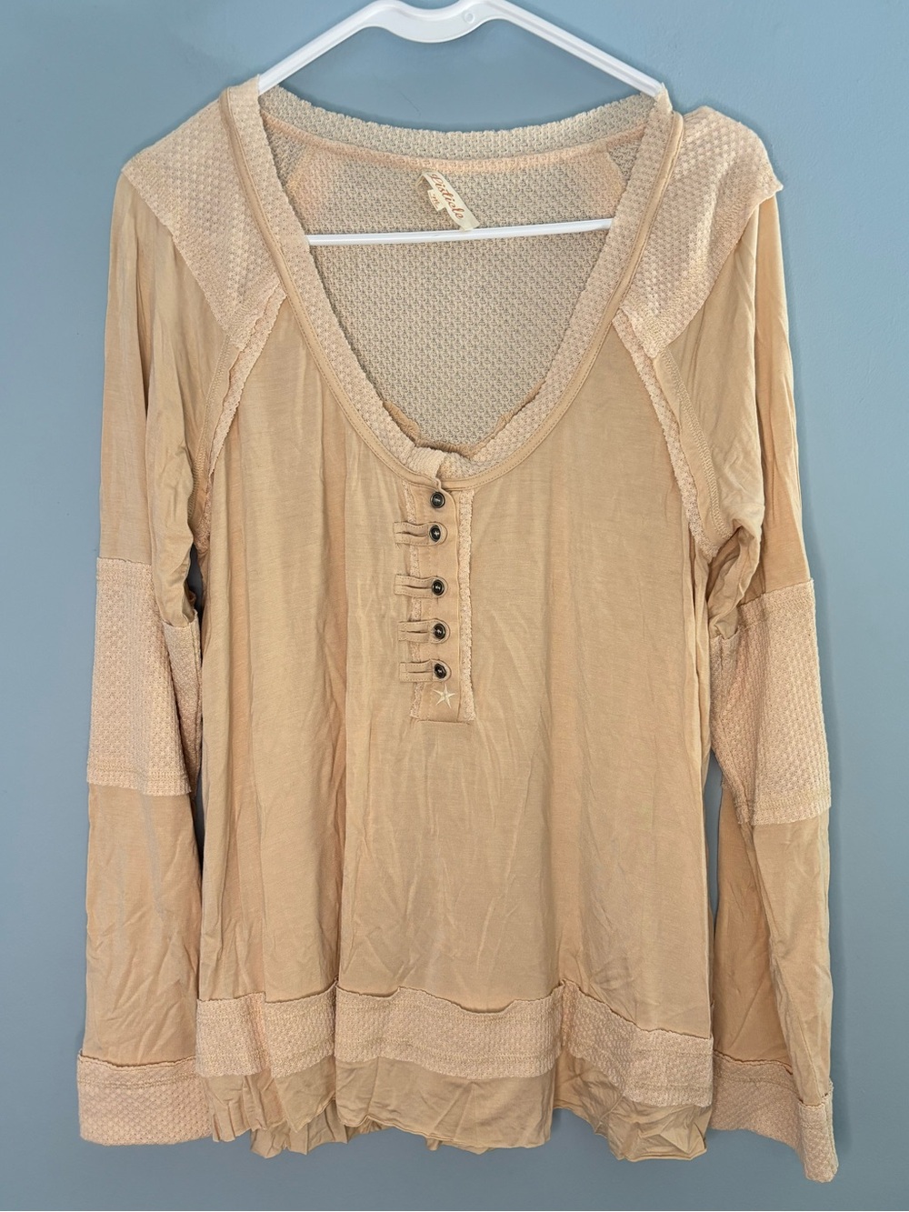 Listicle Shirt Womens Medium Cream Beige Waffle Knit Bohemian Lagenlook